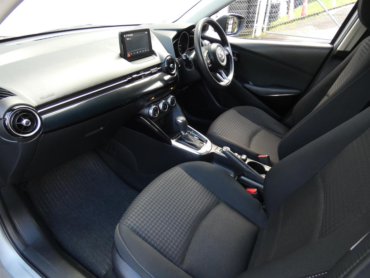 2018 Mazda DEMIO