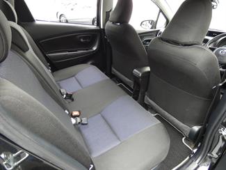 2017 Toyota VITZ - Thumbnail