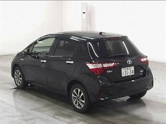 2017 Toyota VITZ - Thumbnail