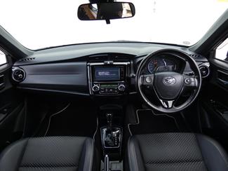 2016 Toyota COROLLA - Thumbnail
