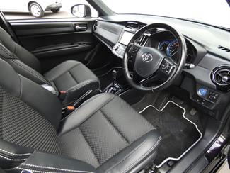 2016 Toyota COROLLA - Thumbnail