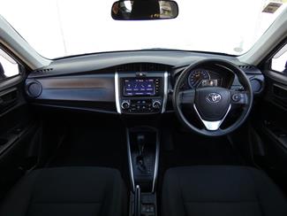 2021 Toyota COROLLA - Thumbnail