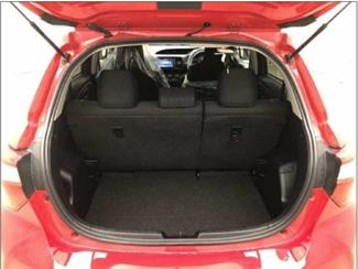 2017 Toyota VITZ - Thumbnail