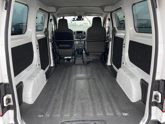 2020 Nissan NV200 - Thumbnail