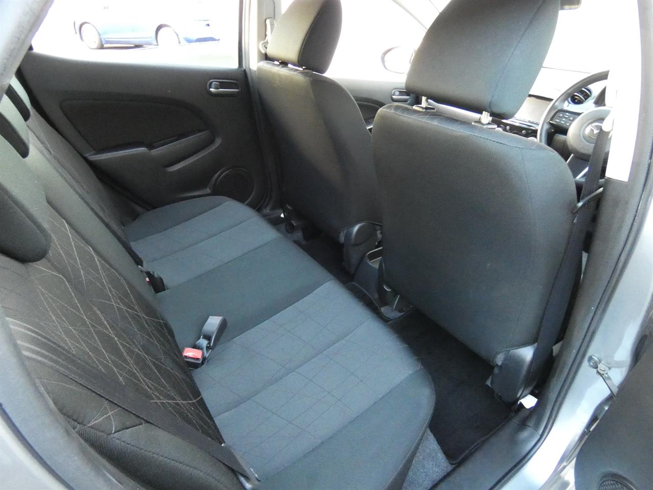 2015 Mazda DEMIO