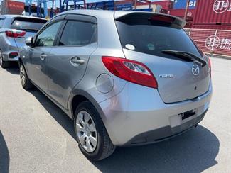 2015 Mazda DEMIO - Thumbnail