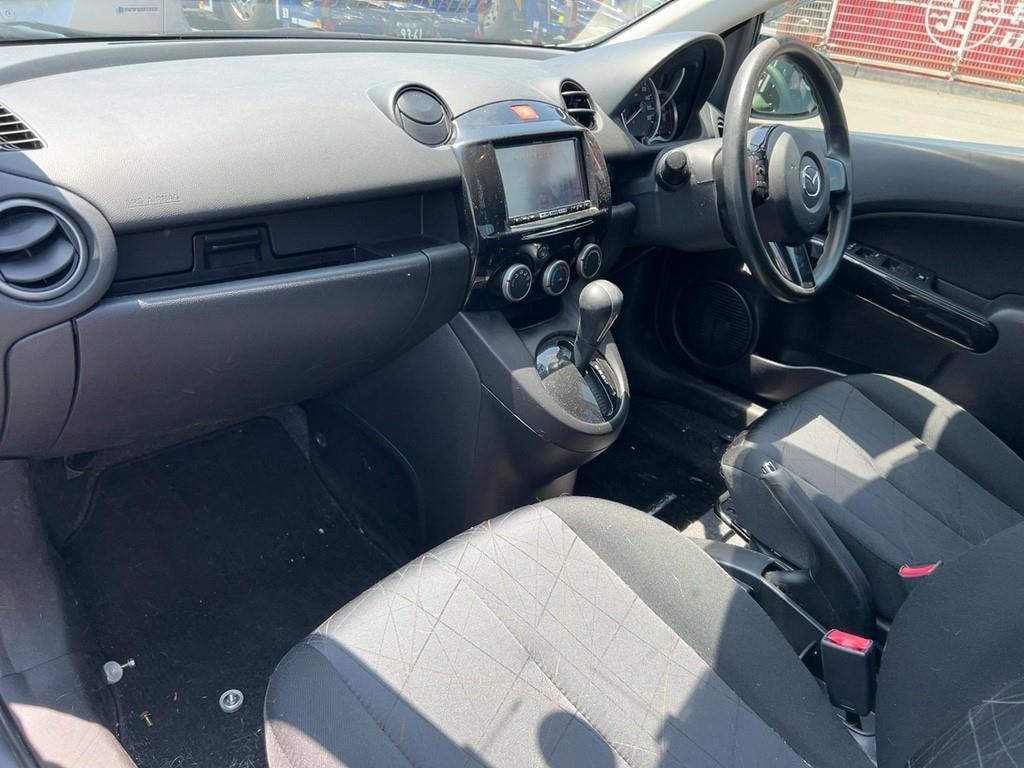 2015 Mazda DEMIO