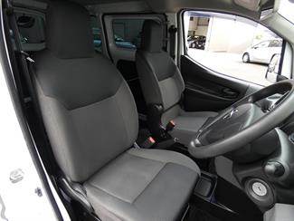 2020 Nissan NV200 - Thumbnail