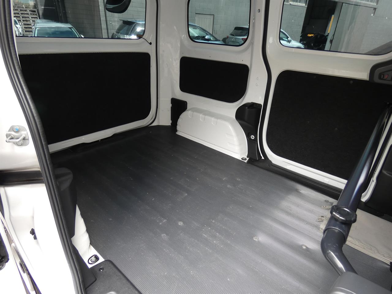 2020 Nissan NV200