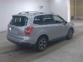 2015 Subaru Forester - Thumbnail