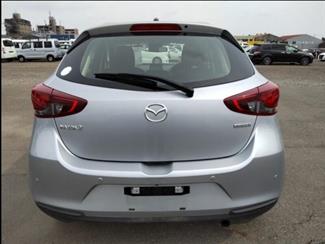 2021 Mazda 2 - Thumbnail