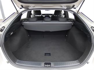 2017 Toyota Prius - Thumbnail