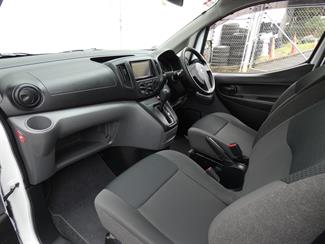 2020 Nissan NV200 - Thumbnail