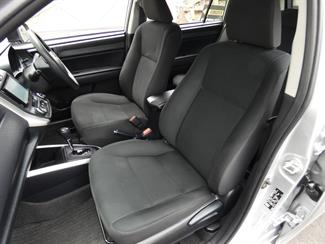 2020 Toyota COROLLA - Thumbnail