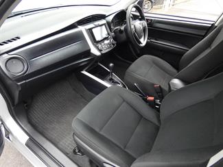 2020 Toyota COROLLA - Thumbnail