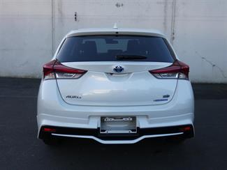 2017 Toyota AURIS - Thumbnail