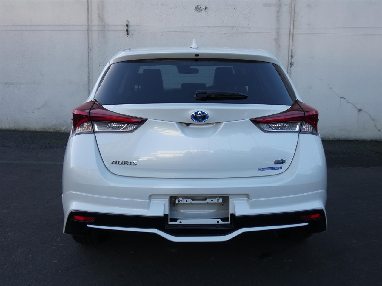 2017 Toyota AURIS