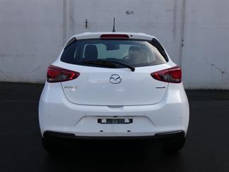 2020 Mazda 2 - Thumbnail