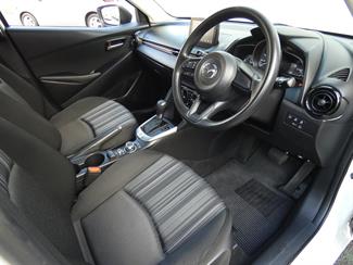 2020 Mazda 2 - Thumbnail