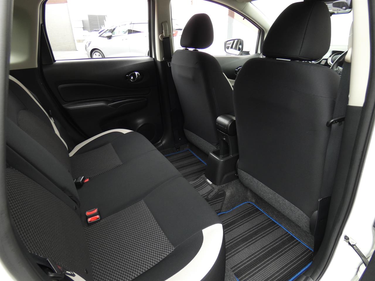 2017 Nissan NOTE