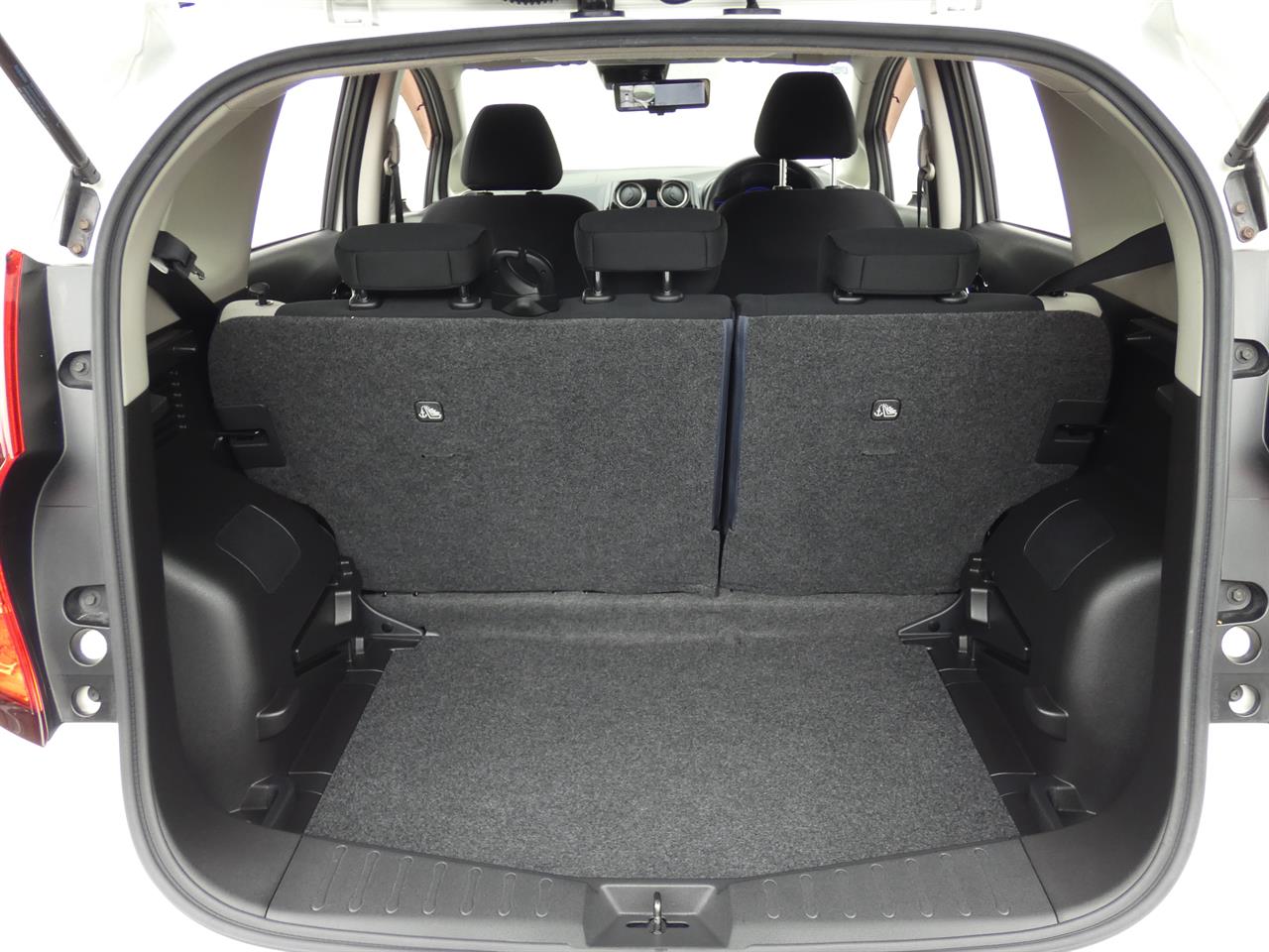 2017 Nissan NOTE