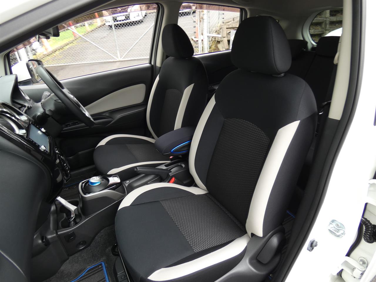 2017 Nissan NOTE