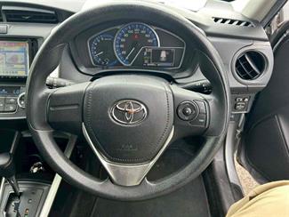 2021 Toyota COROLLA - Thumbnail