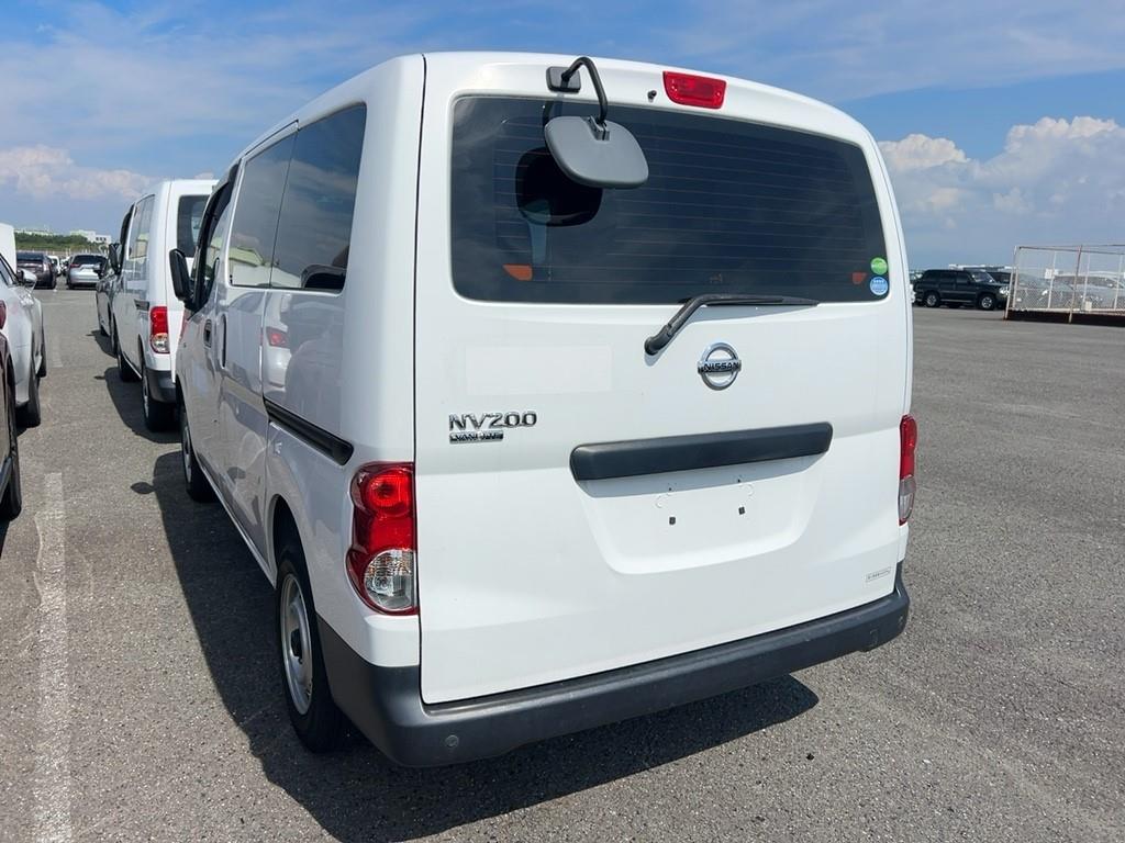 2020 Nissan NV200