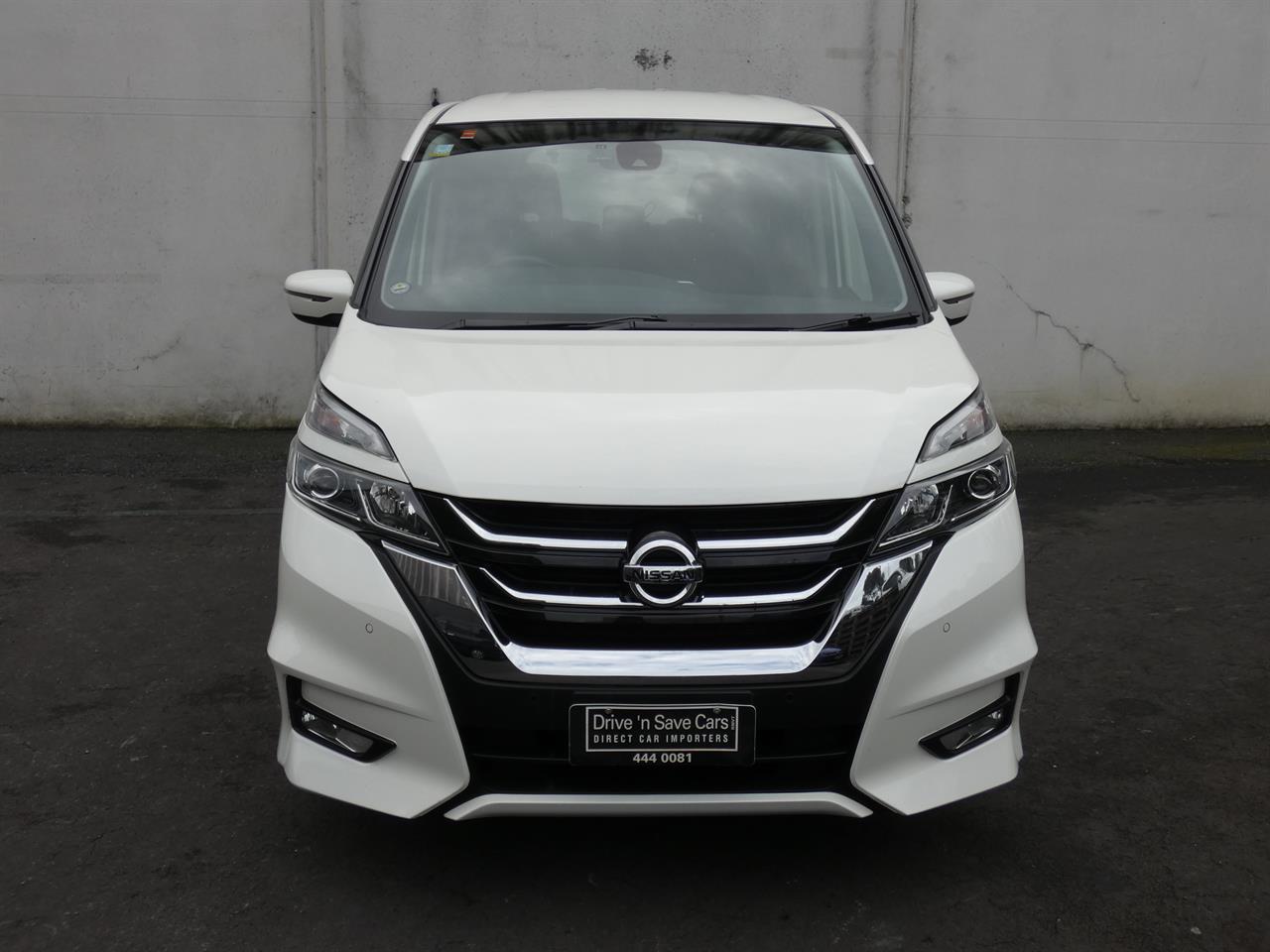 2016 Nissan SERENA