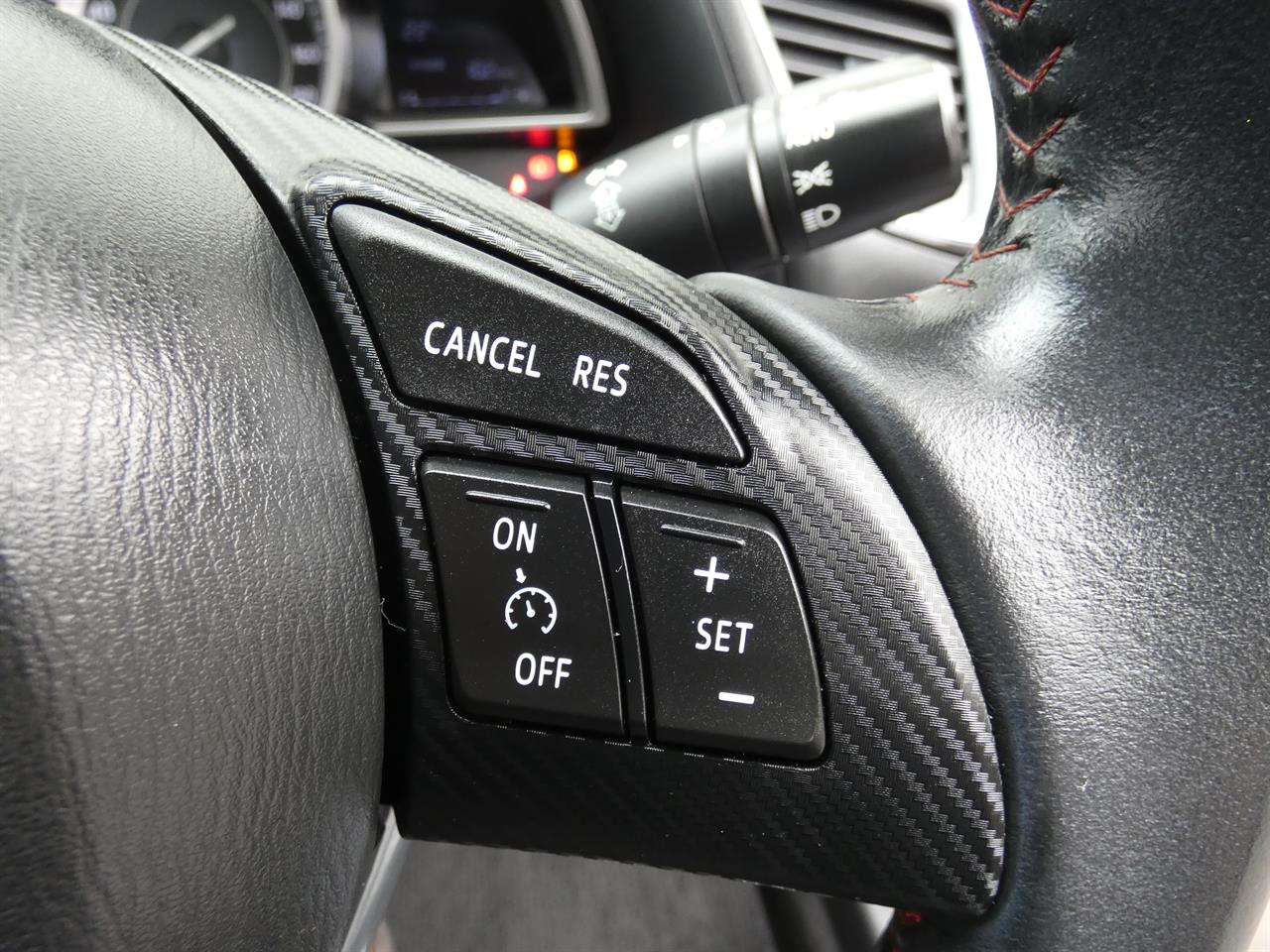 2014 Mazda AXELA