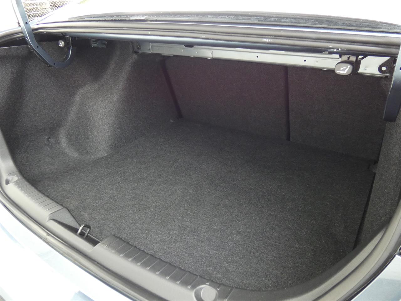 2014 Mazda AXELA