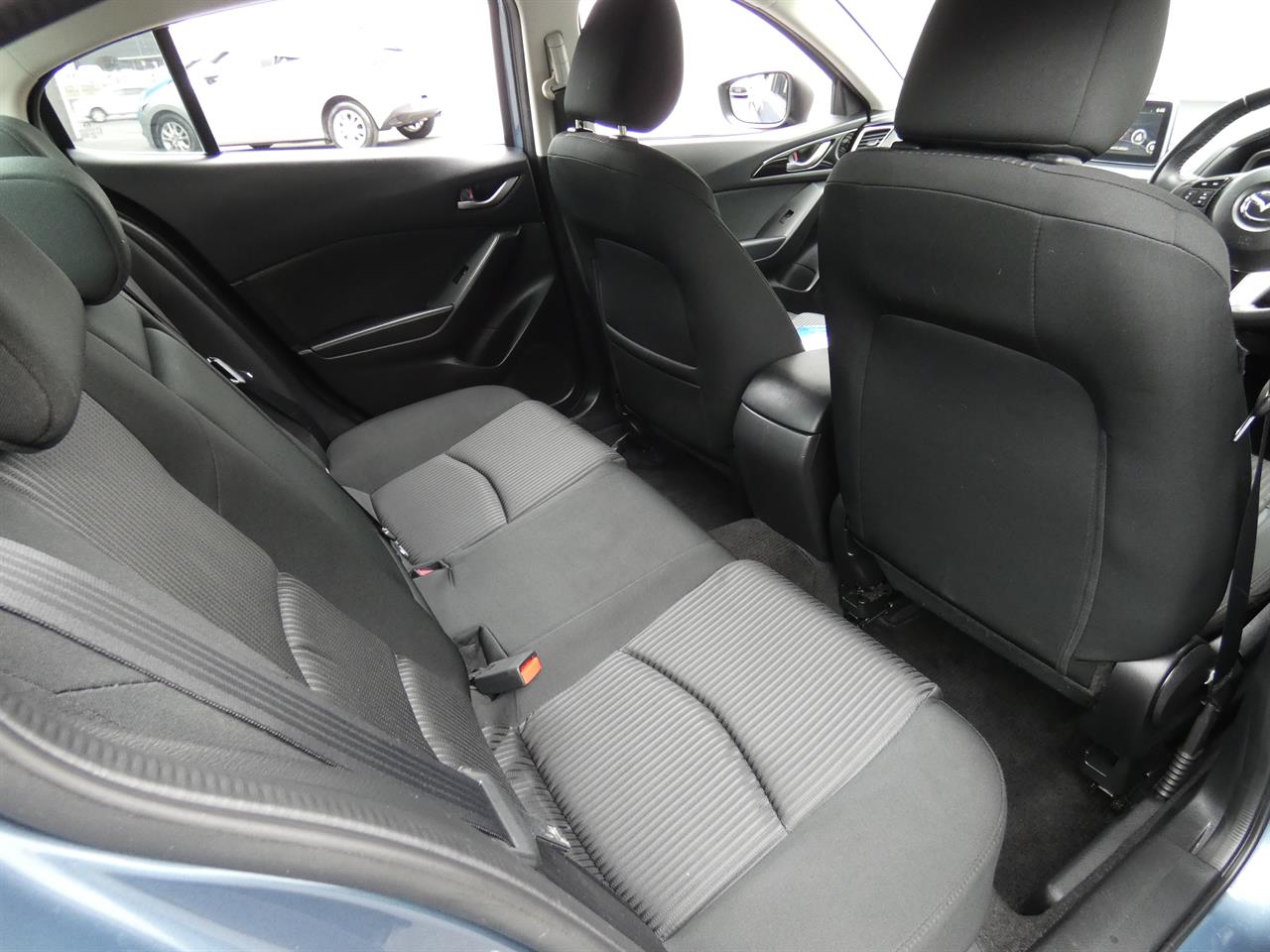 2014 Mazda AXELA