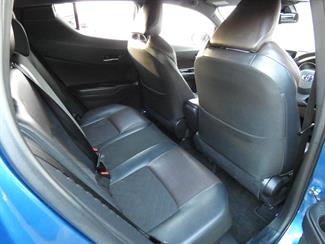 2017 Toyota C-HR - Thumbnail