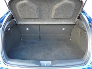 2017 Toyota C-HR - Thumbnail