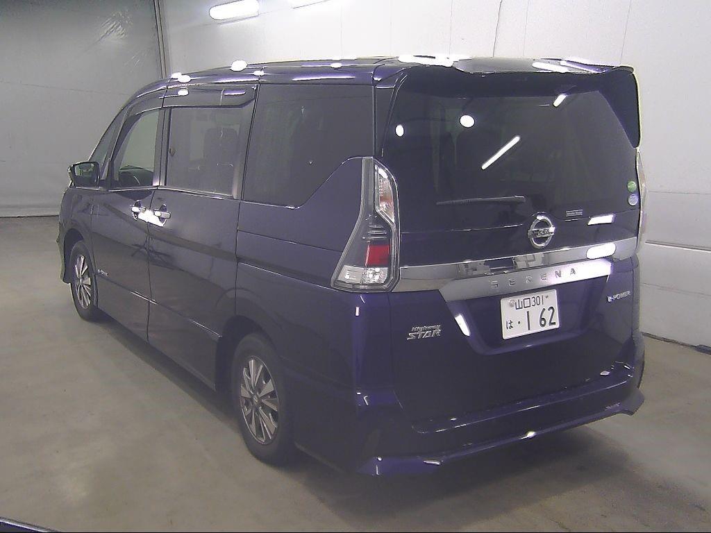 2018 Nissan SERENA