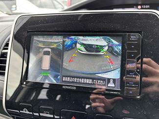 2018 Nissan SERENA - Thumbnail