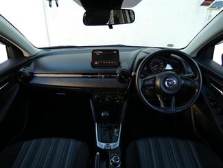 2020 Mazda 2 - Thumbnail