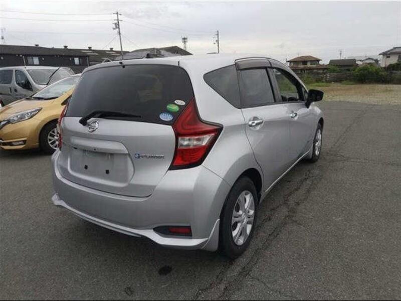 2017 Nissan NOTE