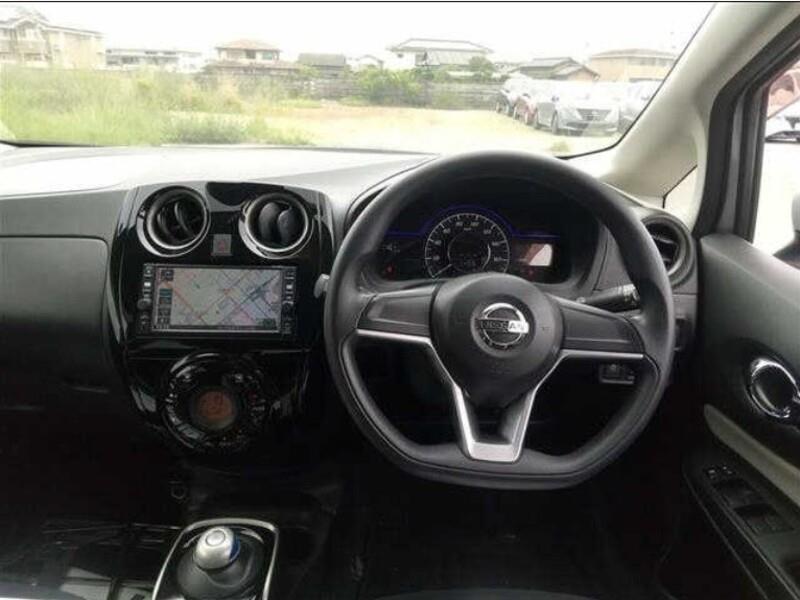 2017 Nissan NOTE