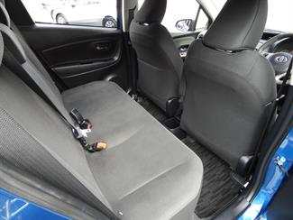 2016 Toyota VITZ - Thumbnail