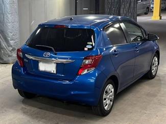 2016 Toyota VITZ - Thumbnail
