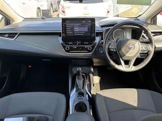 2020 Toyota COROLLA - Thumbnail