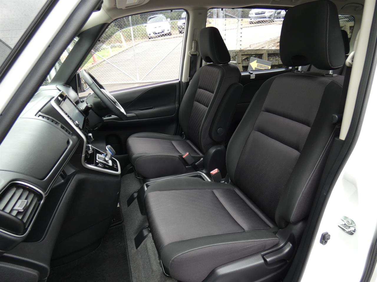 2018 Nissan SERENA