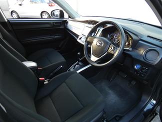 2020 Toyota COROLLA - Thumbnail