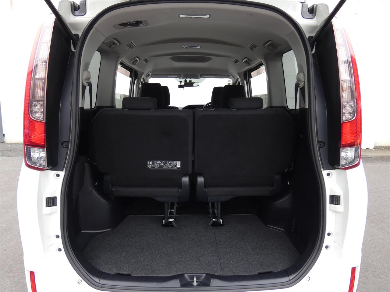 2015 Toyota Esquire