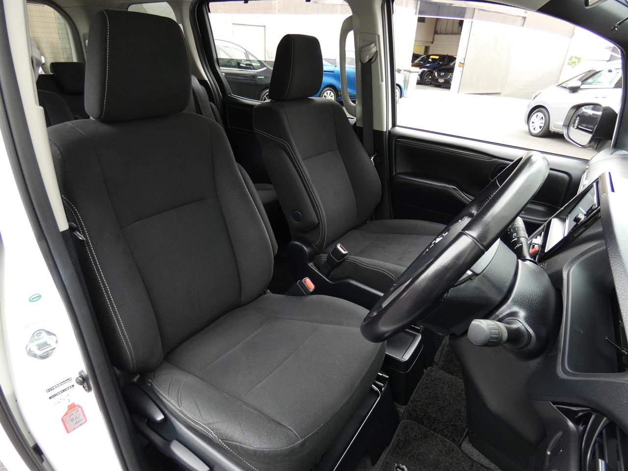 2015 Toyota Esquire