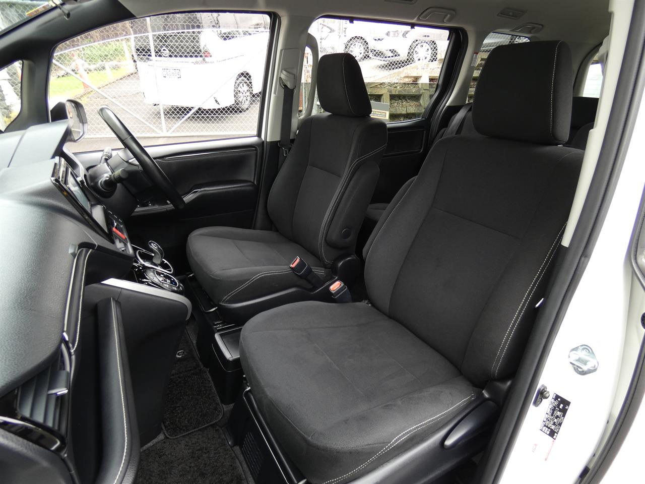 2015 Toyota Esquire