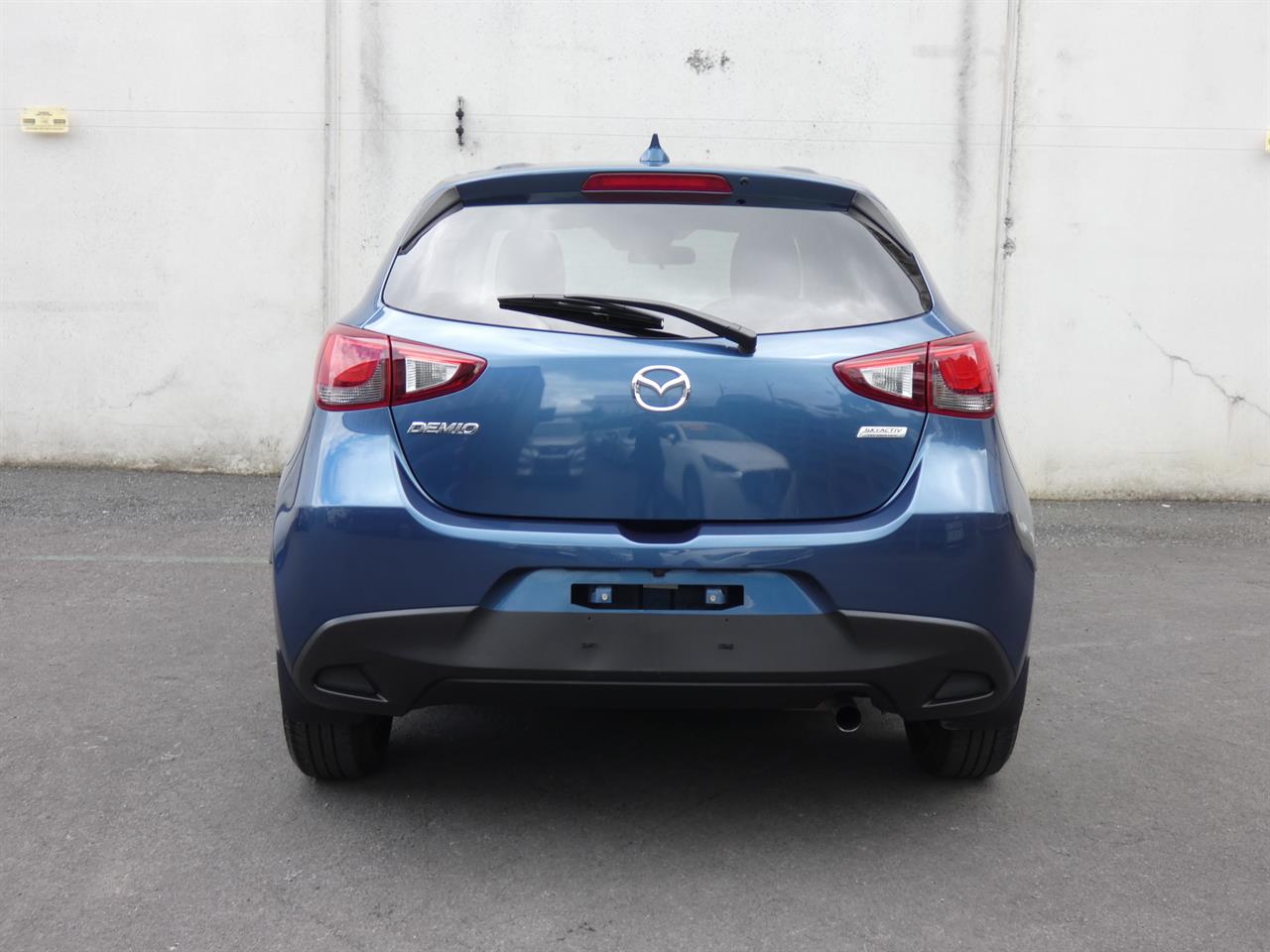2017 Mazda DEMIO
