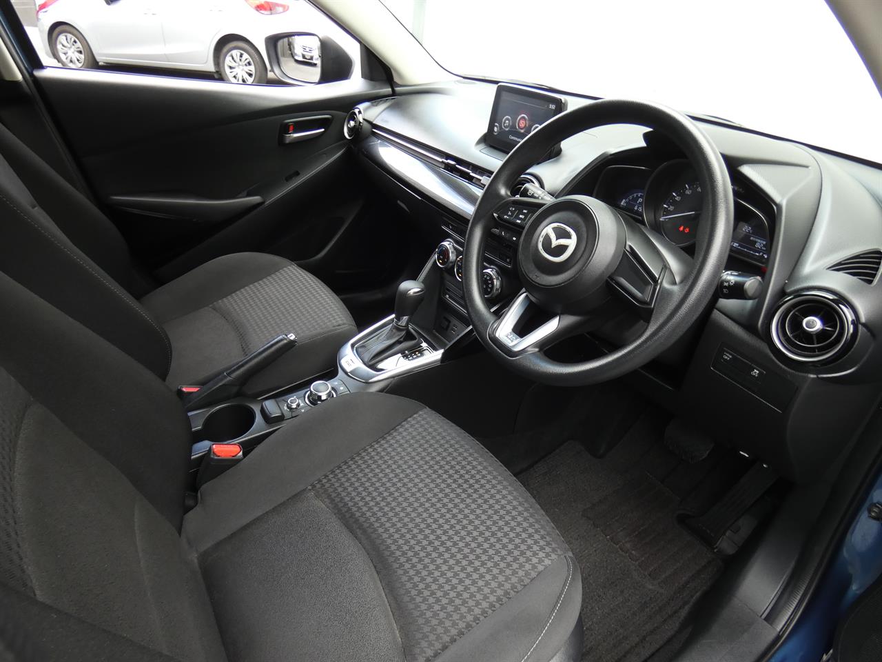 2017 Mazda DEMIO