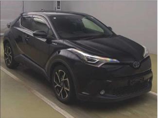 2017 Toyota C-HR - Thumbnail